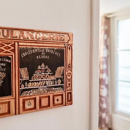 Studio De Charme Au Coeur De París